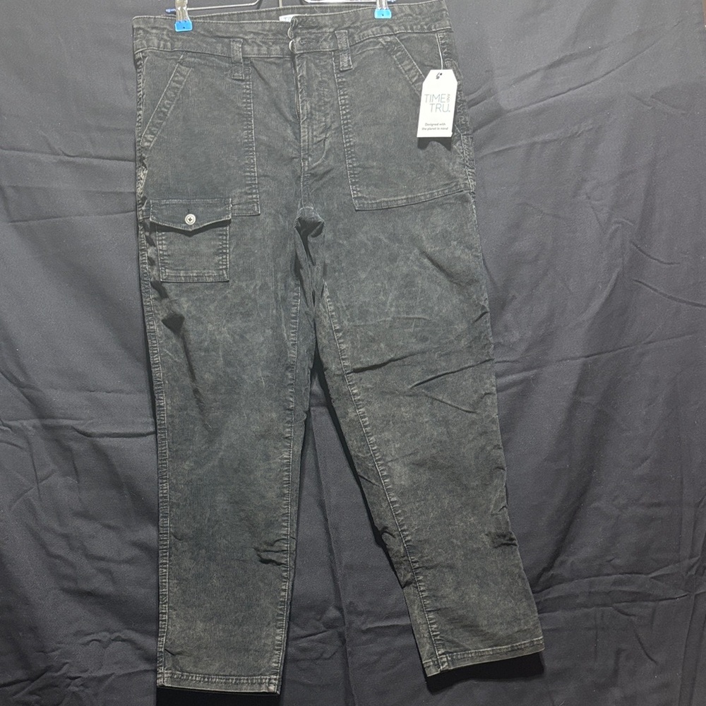 Time and Tru Charcoal Cargo Pants